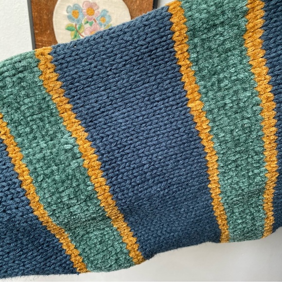 Vintage Dior Hand Knit Heavyweight Sweater - Picture 8 of 14